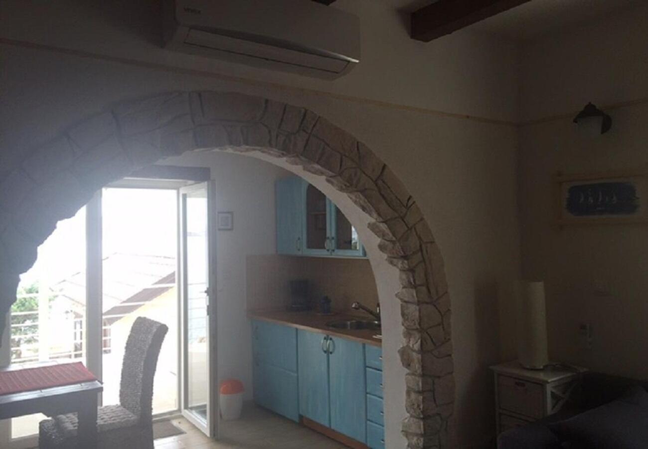 Apartments Neno - 20 M From Beach Ribarica Exterior photo